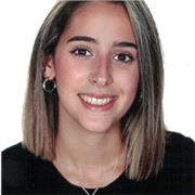 Profesora imparte clases particulares online de inglés hasta nivel C1